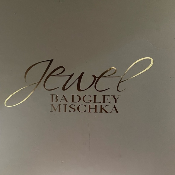 Jewel BADGLEY MISCHKA Bronwen Embellished
Evening Shoe *brand new - never worn* - Picture 2 of 5